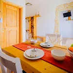 In Azur Pensionat Novi Vinodolski