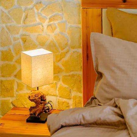 In Azur Guest house *