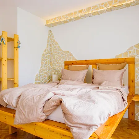 In Azur 4* Novi Vinodolski