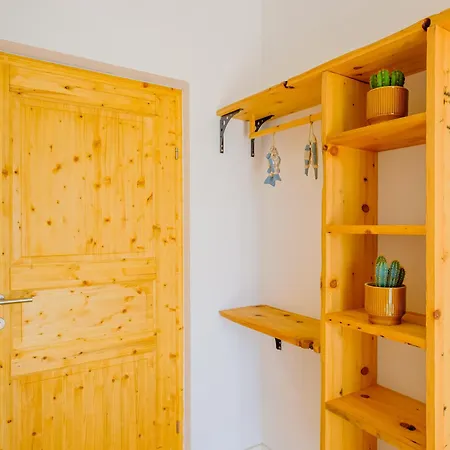 In Azur Πανσιόν