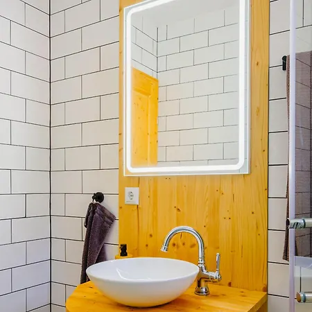 Πανσιόν In Azur