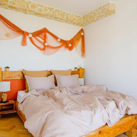 Πανσιόν In Azur 4*